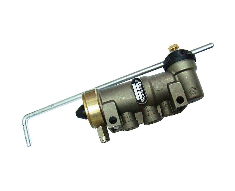 Levelling Valve